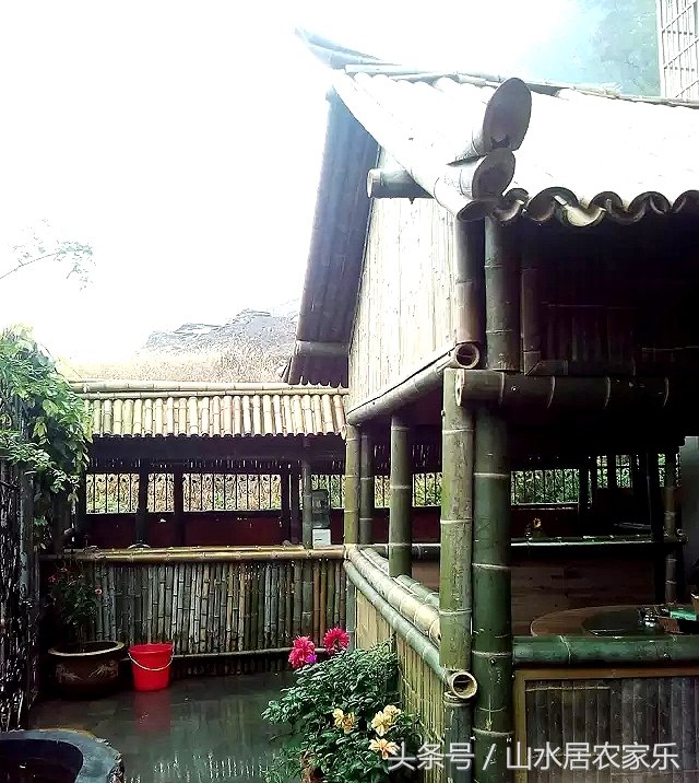 原汁原味特色土鸡煲,最好吃的土鸡煲