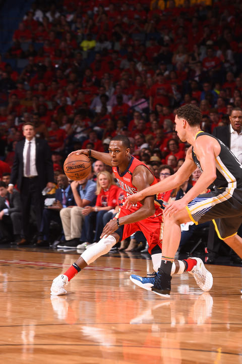 没想到我也有穿上鞋王同款的这一天！这可能是鞋王穿过最平民的鞋