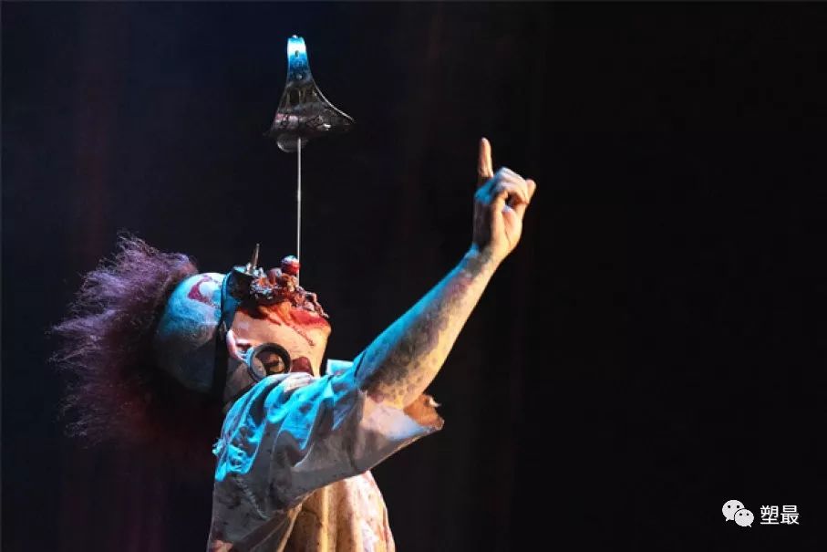 我看了场大尺度畸形人体秀，从此再也没睡过安稳觉！