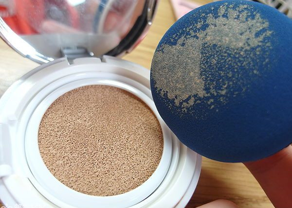 每天挤脸上的螨虫好吗,粉扑会滋生细菌吗