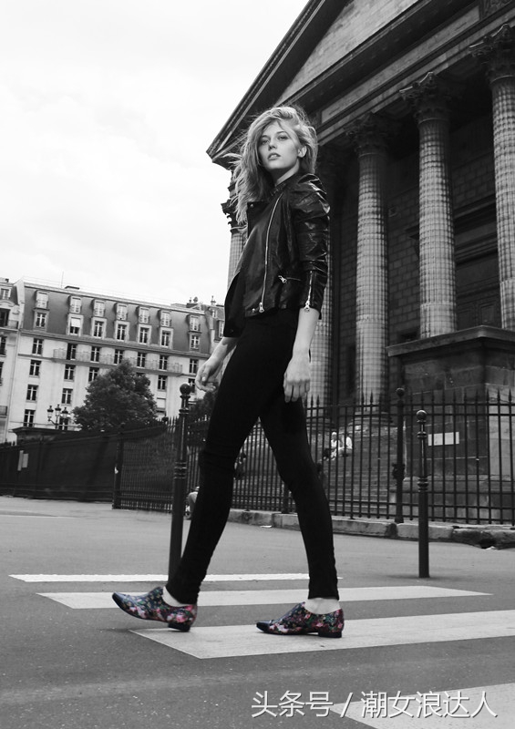 特别推出最新18早秋/夏凉鞋高跟鞋，专属粉丝福利，请注意查收