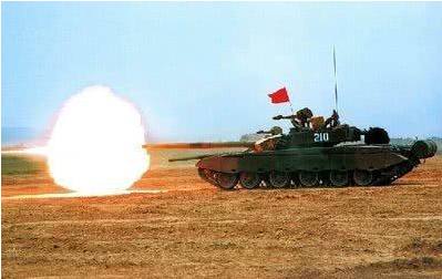 坦克炮管中间段的加粗是什么作用,为什么坦克都有长长的炮管