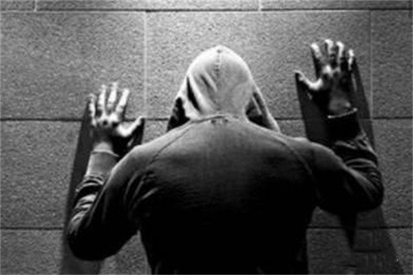 如果刚吸毒怎么办,当有人正在吸毒应该怎么办