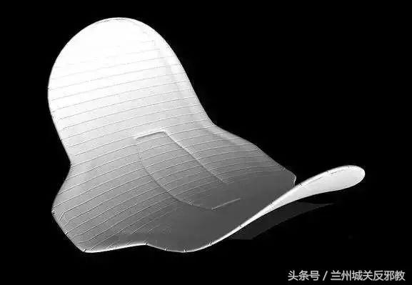 用不合格的卫生巾后果,女性用卫生巾八大陋习