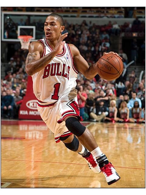 东部八年抗詹血泪史，啥时候是个头呢？难不成还要九年义务教育！