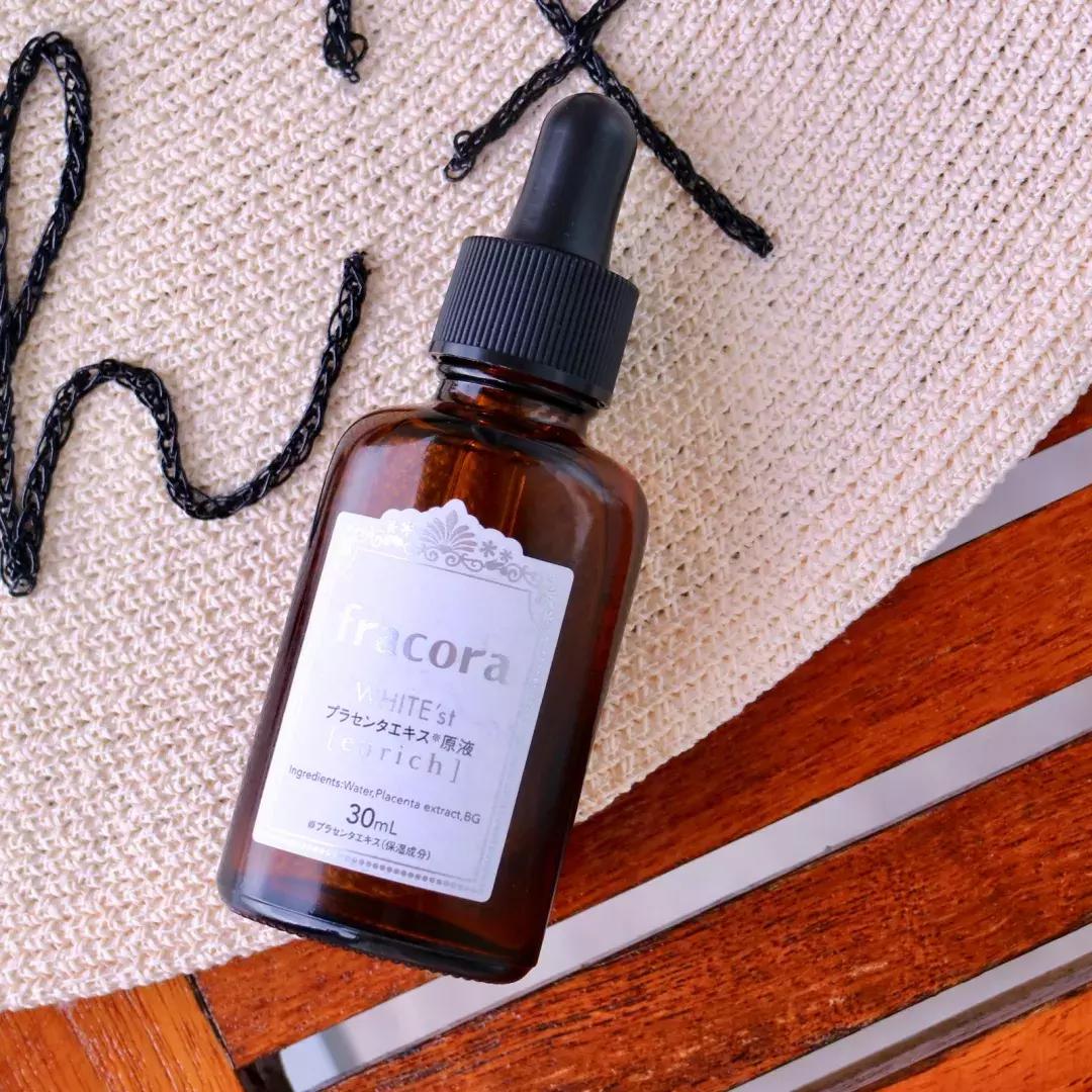 32岁的日本带货女王纱荣子，看起来像18岁，她的保养秘诀是什么？