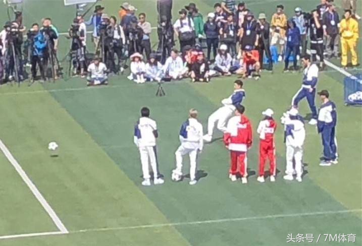 范志毅与鹿晗连麦,范志毅李毅综艺节目