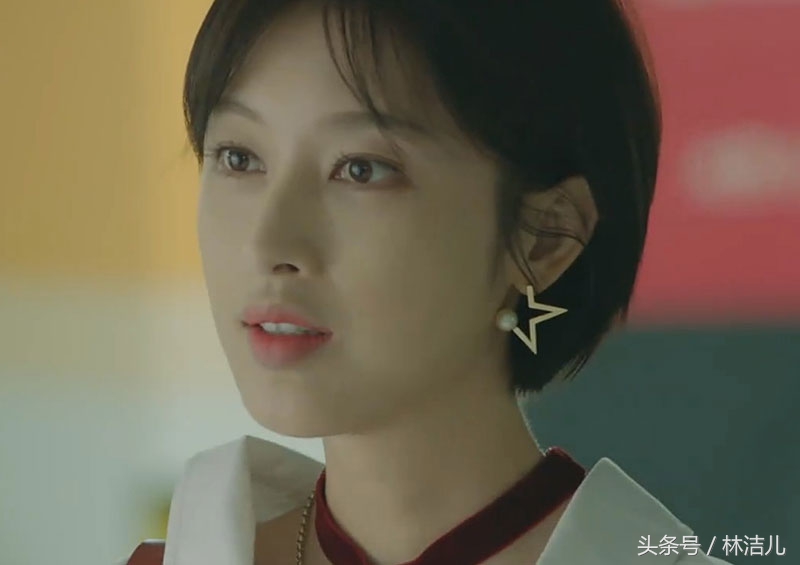 穿旗袍最风情万种,穿旗袍俏皮妩媚又复古灵动