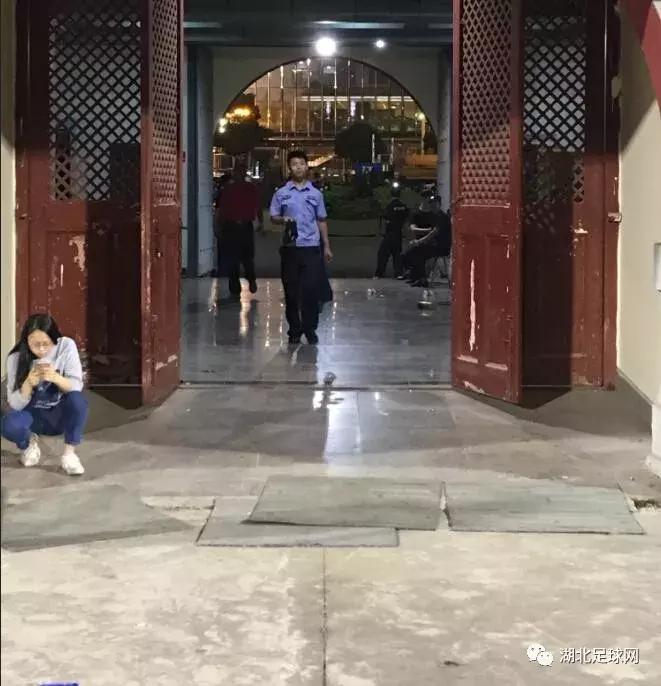 卓尔主场新华路,新华路体育场武汉卓尔