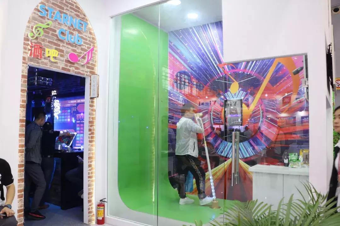 广展娱乐KTV参展商各出奇招多款新品让人目不暇给—阜新声艺视听