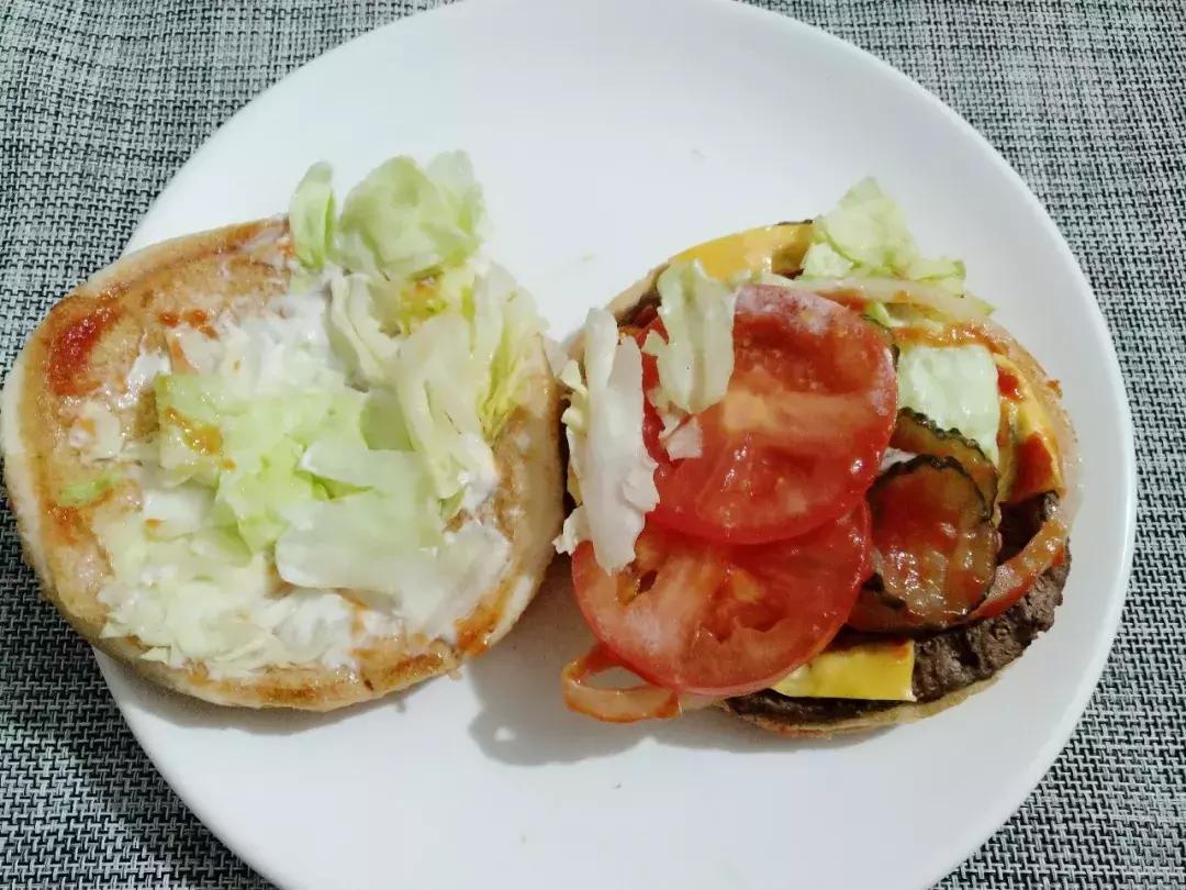 汉堡王有料培根双层芝牛堡测评,汉堡王培根芝士皇堡