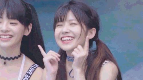 赖美云和邱淑贞对比图,赖美云说自己像邱淑贞