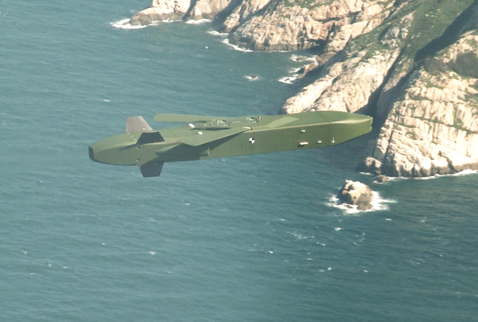 射程超过500千米,韩国空军相中的这种远程杀手究竟怎样