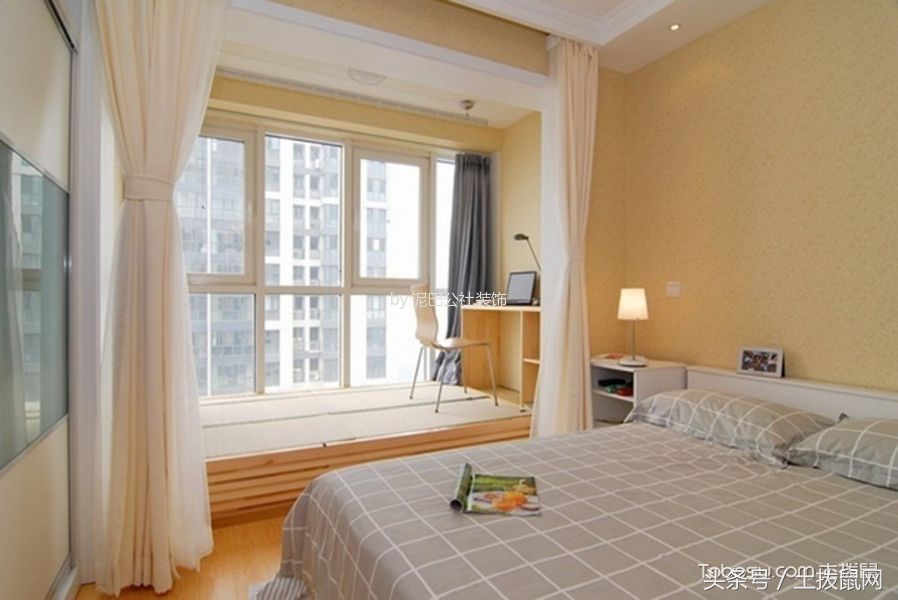 出租房阳台打造小榻榻米,把阳台改成小卧室榻榻米