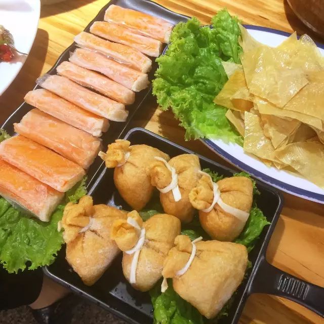 草帽当锅盖的石锅鱼,草帽蒸汽石锅鱼