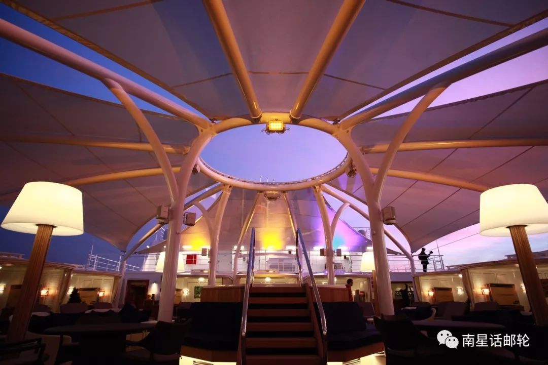 全球顶级豪华游轮图片大全,国际豪华邮轮首次下水视频