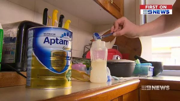 还在高价买各种金装铂金奶粉？！不要被奶粉公司的营销手段骗了！