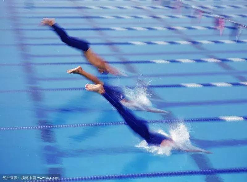 红色塑胶跑道上色怎么擦掉,为什么塑胶跑道是红色