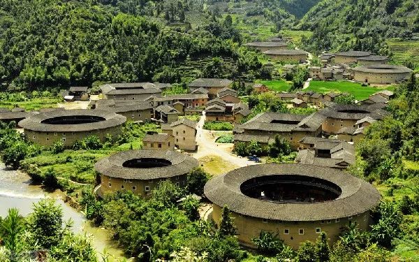 福建土楼为什么令人叹为观止,福建土楼最吸引人的地方