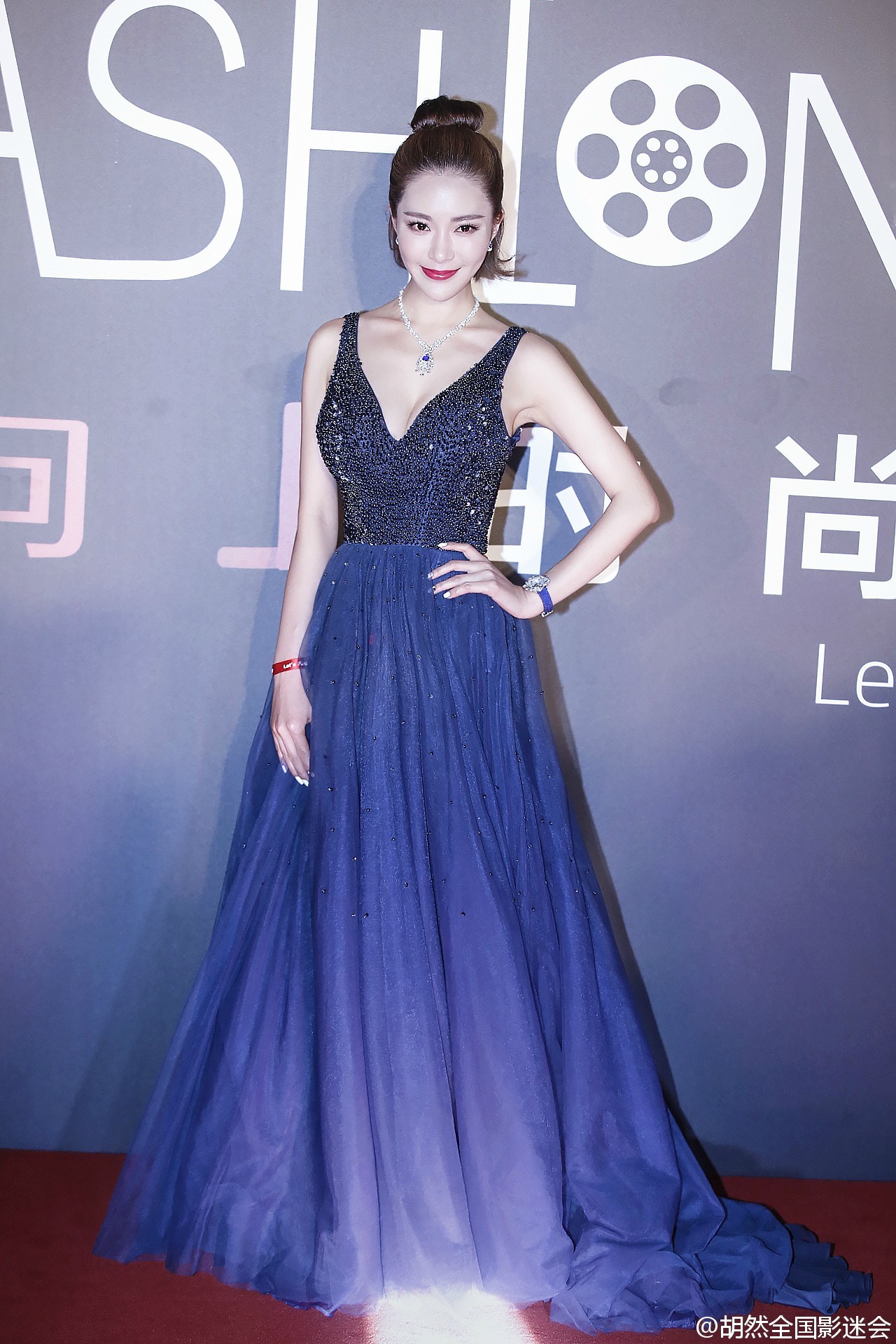 男人看了很心动,男人看了就会心动的衣服