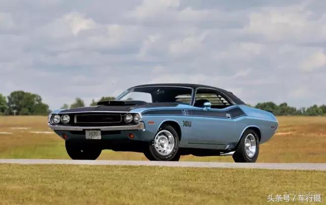 道奇挑战者新款旧款对比,道奇挑战者怀旧款有什么亮点