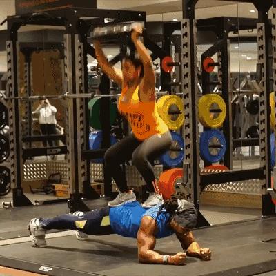 哥的胸肌你还靠不靠？“大屌哥”尤利西斯的你也不靠么？