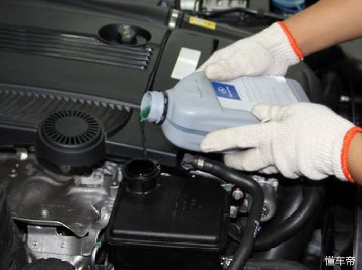 别说自己是老司机,如何知道是否需要添加汽车玻璃水