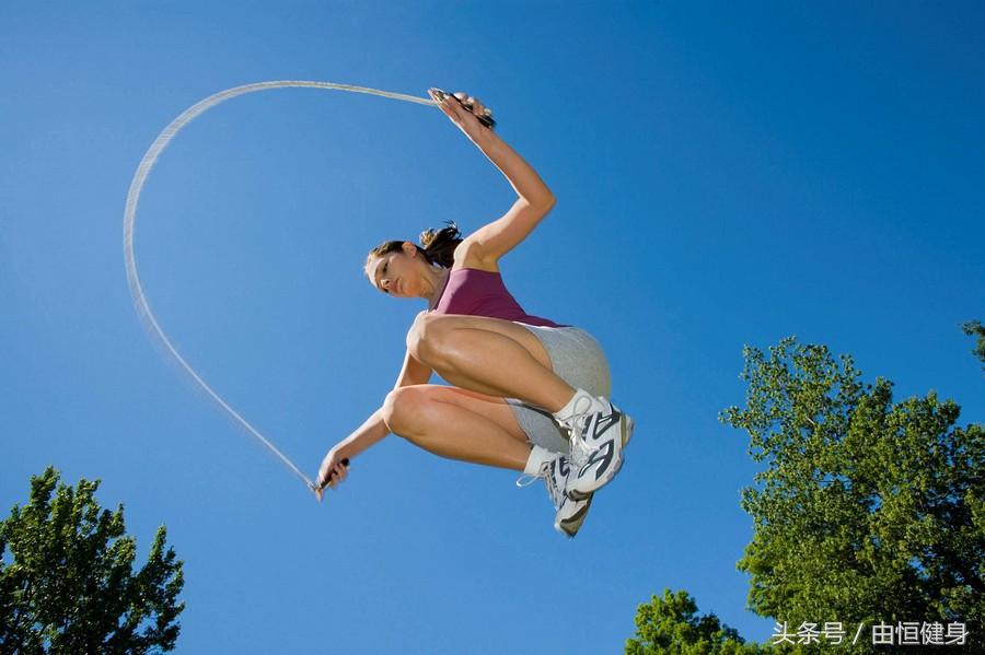 有绳的跳绳怎么跳,一根绳子跳绳的正确方法