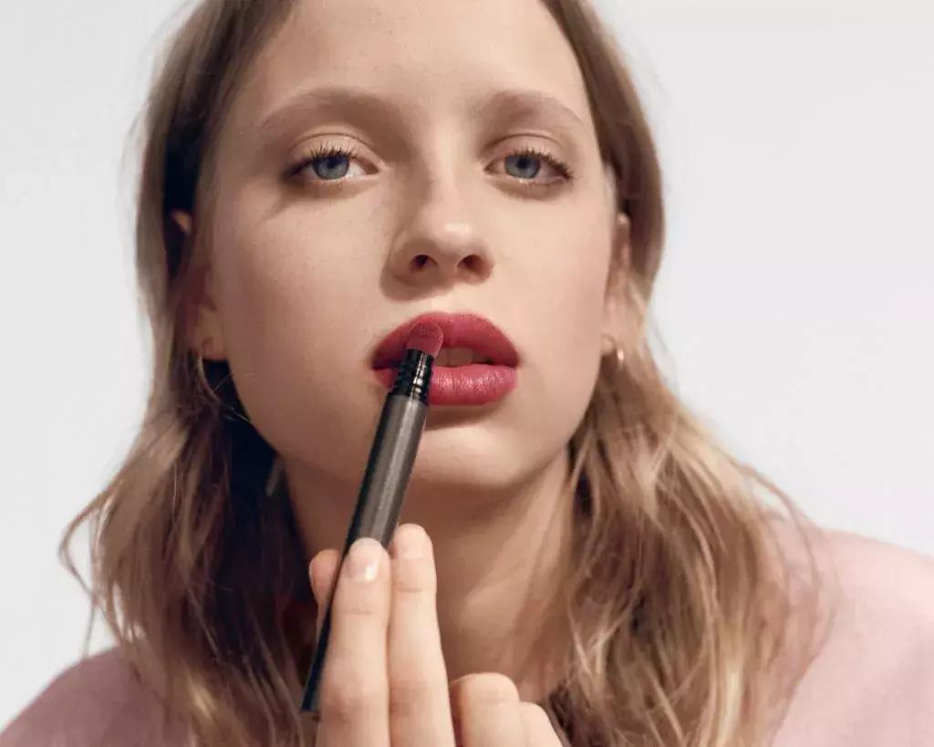 mac出的新品银管口红,nars白皮唇釉