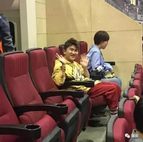 北京最大包房ktv,王菲ktv演唱会