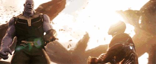 钢铁侠所有战甲黑科技真实展示,复联3中钢铁侠的黑科技