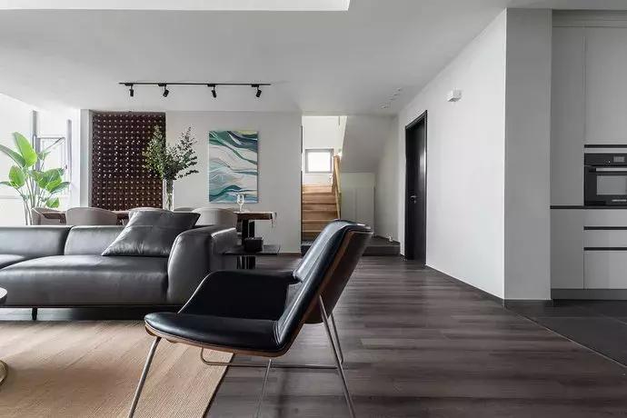 告别传统踢脚线的弊端,踢脚线大实话