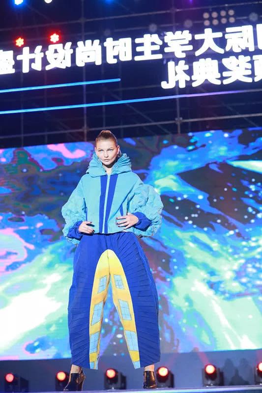 太牛了！因为这个大学燕郊再次被世界瞩目！