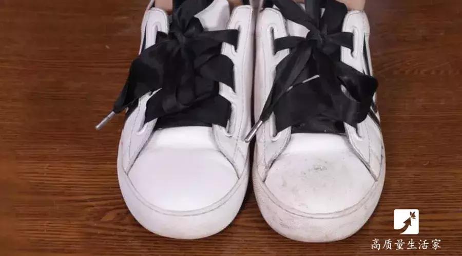 新小白鞋挤脚磨脚怎么办,新鞋挤脚怎么办小窍门