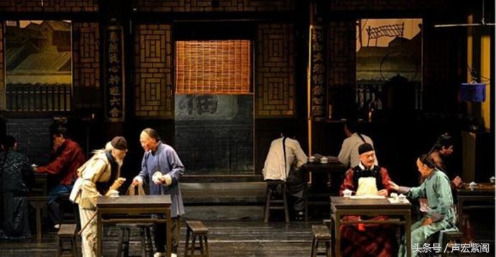 民国年间河北赵县康黑子北京访茶,买回一个“千里白光照妖灯”