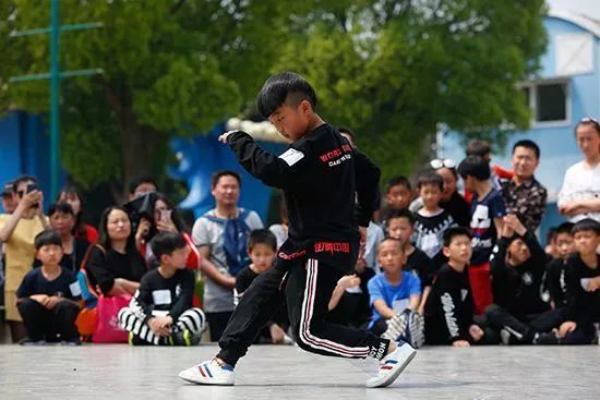 这就是街舞100进49韩宇battle,这就是街舞4抢位赛韩宇