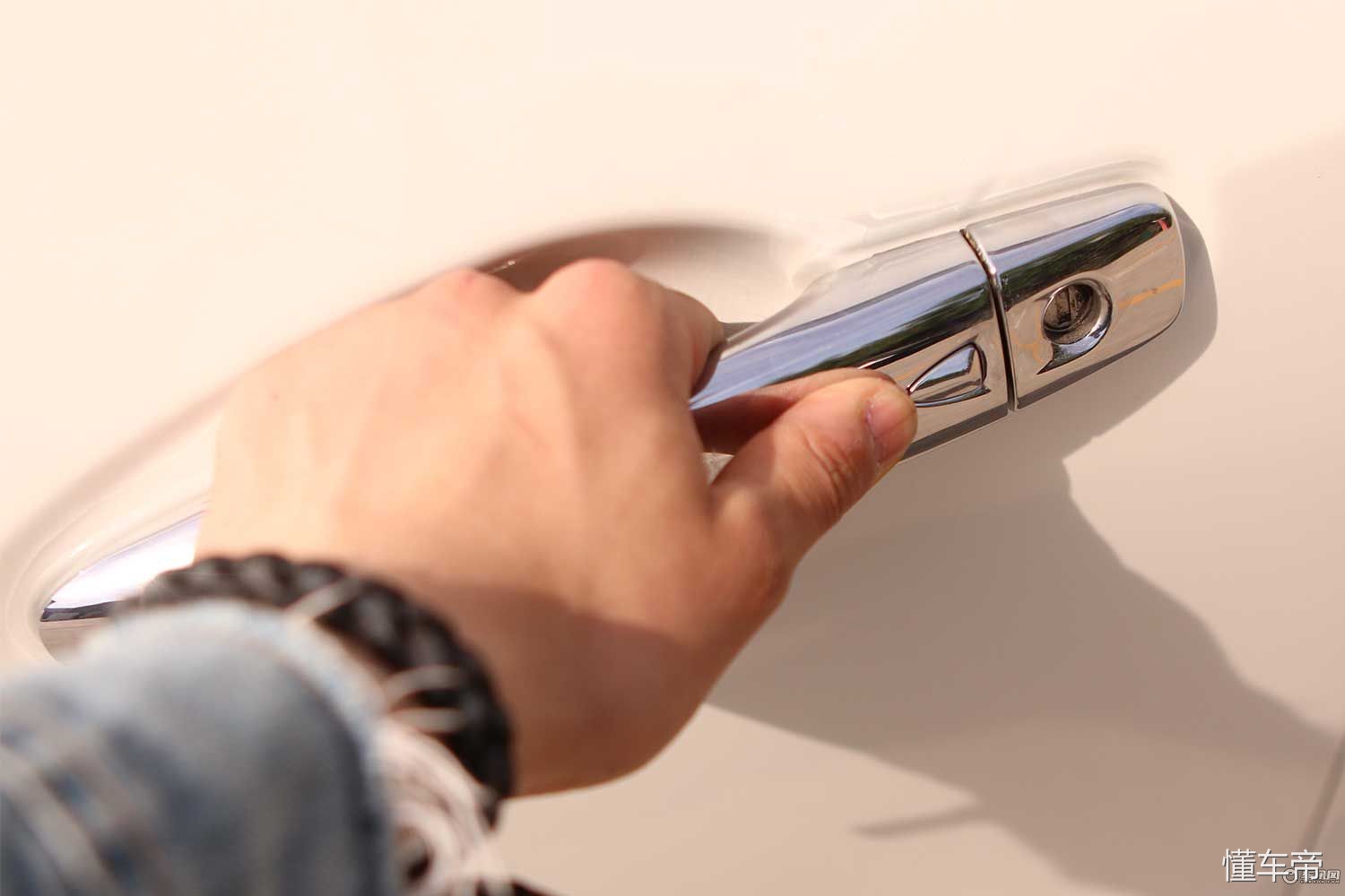 蓝鸟原厂音响调节最佳效果,2018款日产蓝鸟车基本常识