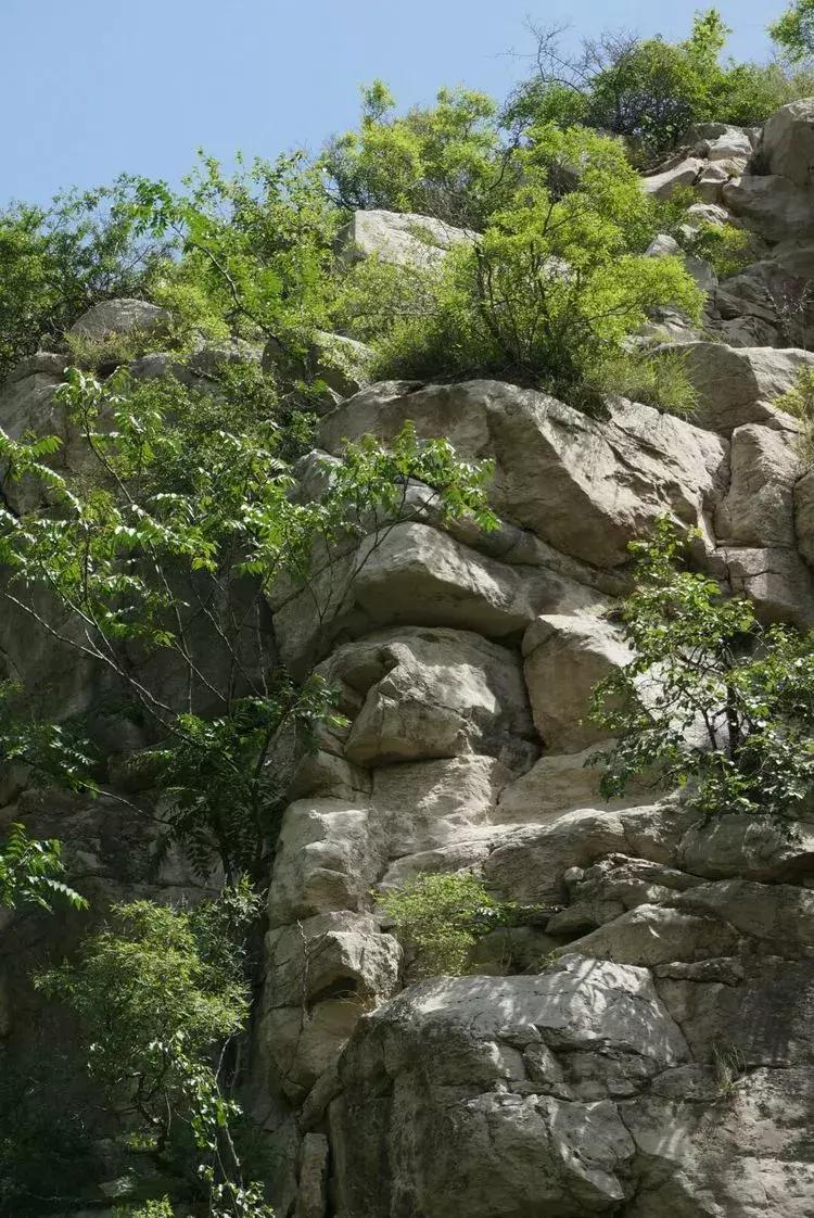 淄博淄川天晴湾户外唱歌,淄川龙泉天晴湾风景区