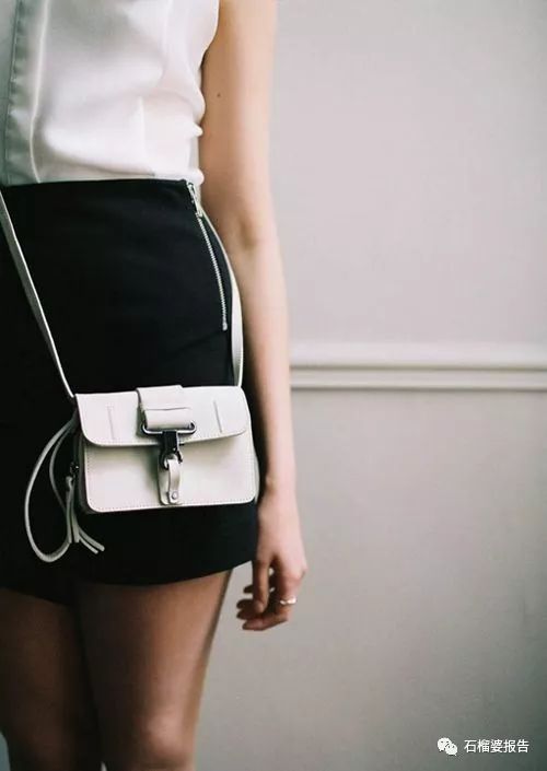 包包夏天春秋,包包天气热了为什么会融化