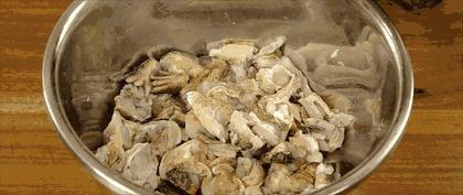 一整只的牛蛙怎么做,揭秘牛蛙的鲜香