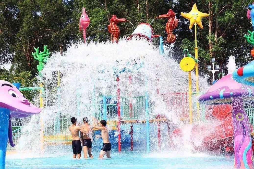 新城露天泳场开放时间,海滨泳场水上游玩