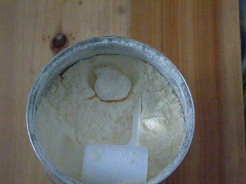 国内奶粉又出事！宝妈买奶粉时一定要留意这4点，避免买到假奶粉