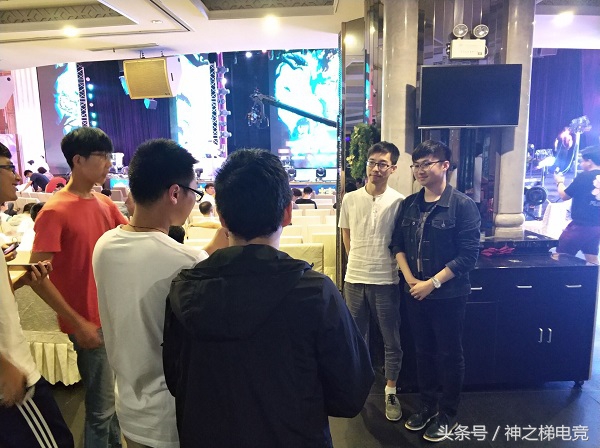 鐐夌煶浼犺澶╂璧涚涓夊満,鐐夌煶浼犺绁炰箣姊簿鑻辫禌鐩存挱鍦板潃