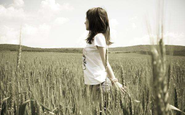 如何帮助轻度抑郁症的人走出抑郁,怎么帮助抑郁症患者走出抑郁