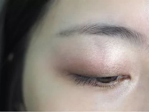 既好看又好用的眼影,5款眼影让眼妆更迷人