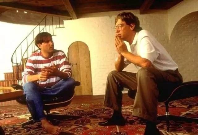 合影留念永不忘,同学合影照时光一去永不回