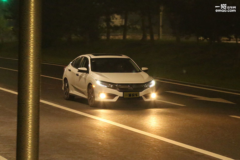 男人一生绕不过的两个点：思域和足球=激情和生活