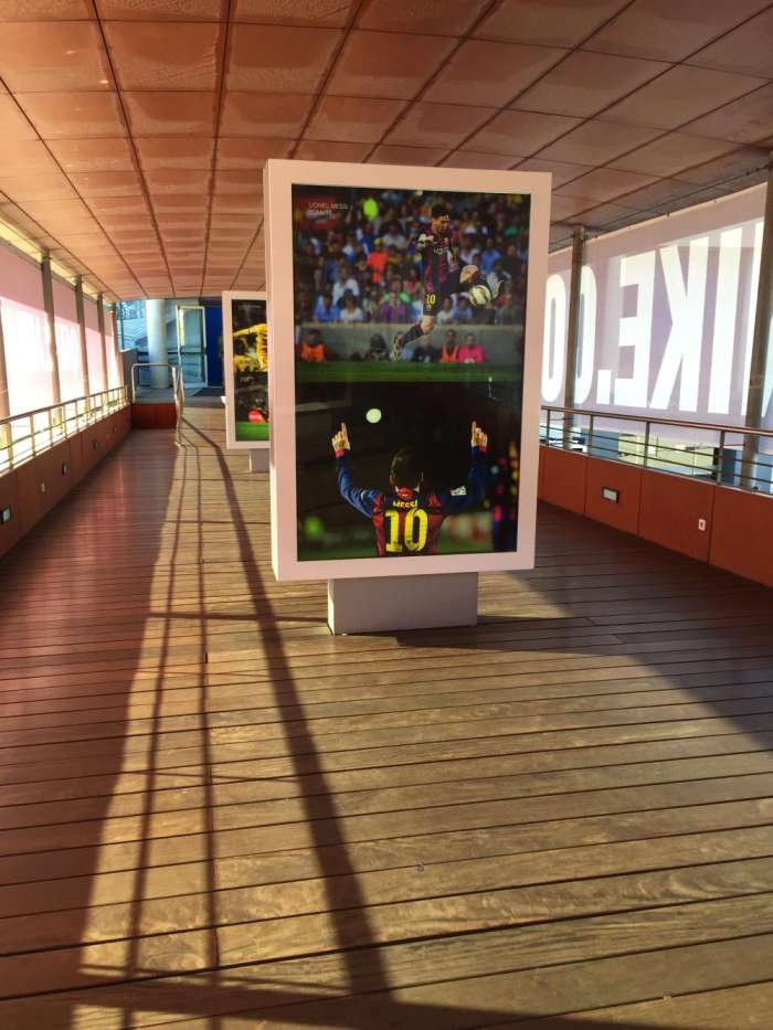 巴萨主场诺坎普是城市名吗,巴萨主场诺坎普颠球