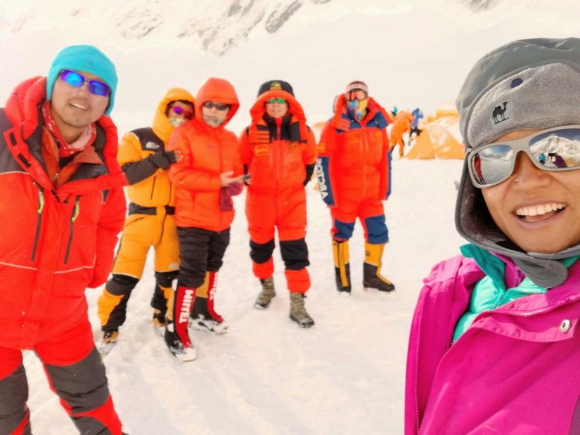 把“天使的美”带上珠峰，CAMEL骆驼登山运动员普尔尼玛成世界第一人