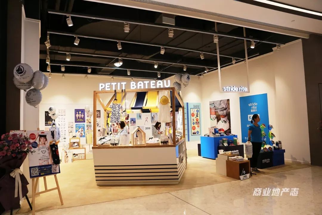 300张图片拼图,成都悠方可口可乐